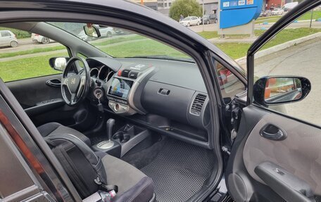 Honda Jazz I рестайлинг, 2007 год, 555 555 рублей, 16 фотография