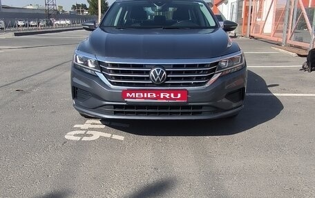 Volkswagen Passat B8 рестайлинг, 2020 год, 2 575 000 рублей, 1 фотография