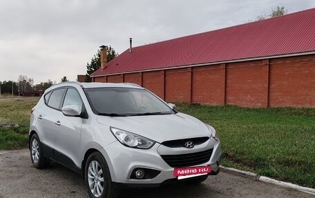 Hyundai ix35 I рестайлинг, 2011 год, 1 200 000 рублей, 2 фотография
