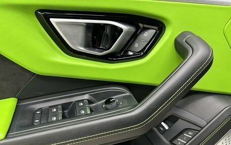 Lamborghini Urus I, 2019 год, 19 990 000 рублей, 23 фотография