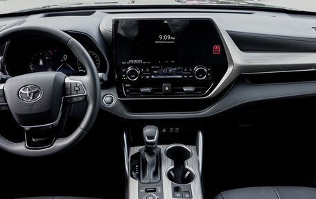 Toyota Highlander, 2025 год, 5 420 000 рублей, 15 фотография