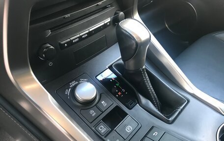 Lexus NX I, 2017 год, 3 290 000 рублей, 36 фотография