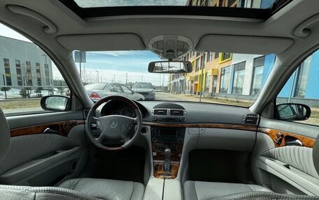 Mercedes-Benz E-Класс, 2002 год, 700 000 рублей, 7 фотография
