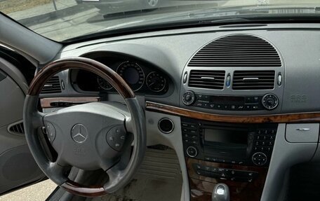 Mercedes-Benz E-Класс, 2002 год, 700 000 рублей, 6 фотография