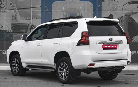 Toyota Land Cruiser Prado 150 рестайлинг 2, 2017 год, 5 250 000 рублей, 2 фотография
