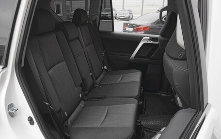 Toyota Land Cruiser Prado 150 рестайлинг 2, 2017 год, 5 250 000 рублей, 7 фотография