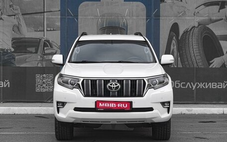 Toyota Land Cruiser Prado 150 рестайлинг 2, 2017 год, 5 250 000 рублей, 3 фотография