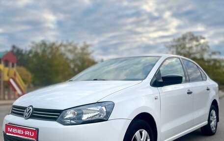 Volkswagen Polo VI (EU Market), 2010 год, 585 000 рублей, 1 фотография