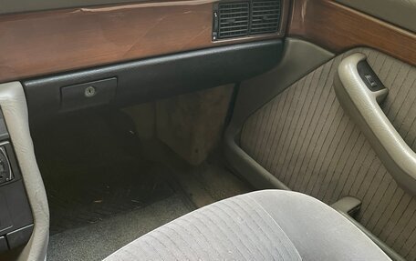 Audi 200, 1990 год, 300 000 рублей, 7 фотография