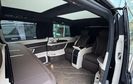 Mercedes-Benz V-Класс, 2024 год, 13 600 000 рублей, 6 фотография