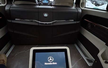 Mercedes-Benz V-Класс, 2024 год, 13 600 000 рублей, 10 фотография