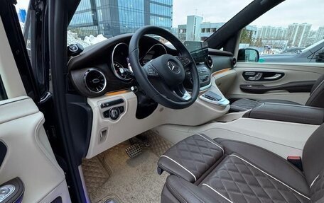Mercedes-Benz V-Класс, 2024 год, 13 600 000 рублей, 13 фотография