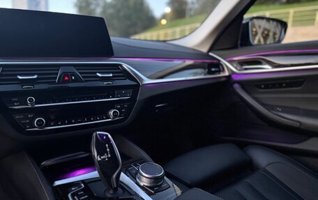 BMW 5 серия, 2019 год, 3 690 000 рублей, 9 фотография