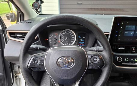 Toyota Corolla, 2021 год, 2 200 000 рублей, 8 фотография