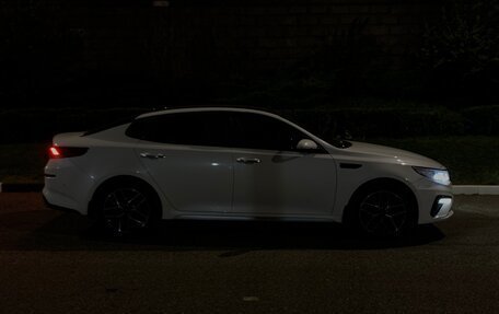 KIA Optima IV, 2018 год, 2 500 000 рублей, 3 фотография