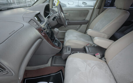 Toyota Harrier, 2000 год, 979 000 рублей, 18 фотография