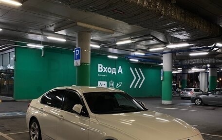 BMW 3 серия, 2017 год, 2 300 000 рублей, 2 фотография