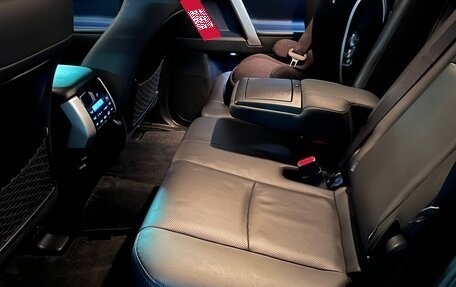 Toyota Land Cruiser Prado 150 рестайлинг 2, 2021 год, 7 500 000 рублей, 19 фотография