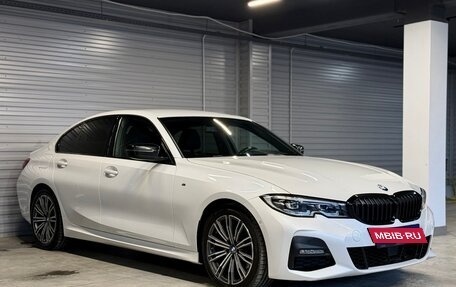BMW 3 серия, 2020 год, 3 790 000 рублей, 3 фотография