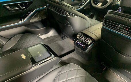 Mercedes-Benz S-Класс, 2024 год, 26 780 000 рублей, 23 фотография