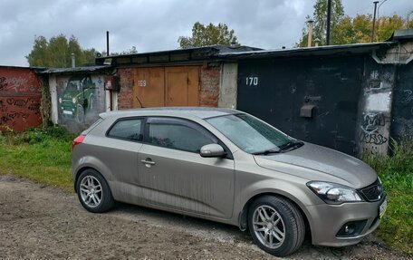 KIA cee'd I рестайлинг, 2011 год, 850 000 рублей, 2 фотография