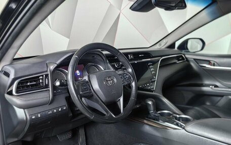 Toyota Camry, 2018 год, 2 059 000 рублей, 14 фотография