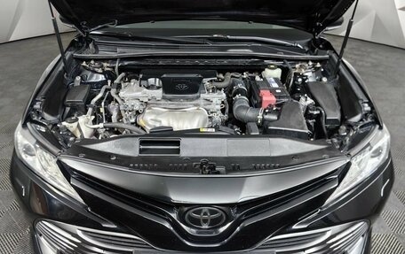 Toyota Camry, 2018 год, 2 059 000 рублей, 19 фотография