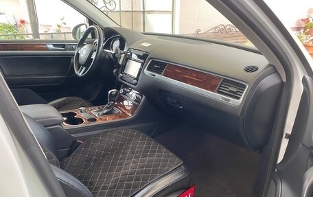 Volkswagen Touareg III, 2013 год, 3 000 000 рублей, 13 фотография