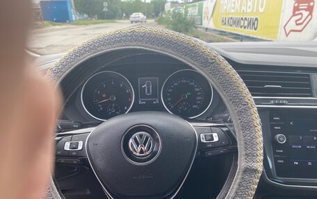 Volkswagen Tiguan II, 2019 год, 2 650 000 рублей, 6 фотография