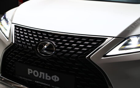 Lexus RX IV рестайлинг, 2020 год, 5 200 000 рублей, 12 фотография