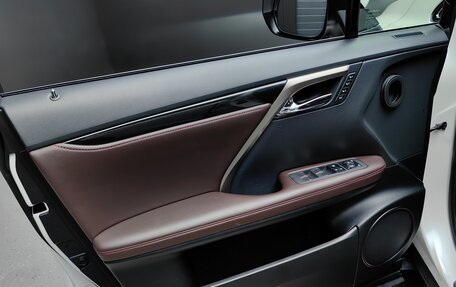 Lexus RX IV рестайлинг, 2020 год, 5 200 000 рублей, 17 фотография