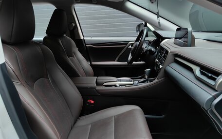 Lexus RX IV рестайлинг, 2020 год, 5 200 000 рублей, 26 фотография