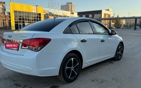 Chevrolet Cruze II, 2014 год, 930 000 рублей, 8 фотография