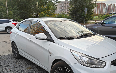 Hyundai Solaris II рестайлинг, 2013 год, 720 000 рублей, 3 фотография