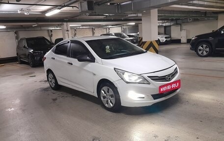 Hyundai Solaris II рестайлинг, 2016 год, 595 000 рублей, 2 фотография