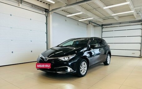 Toyota Auris II, 2017 год, 1 319 000 рублей, 2 фотография