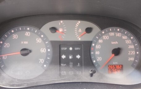 Renault Symbol I, 2005 год, 285 000 рублей, 15 фотография