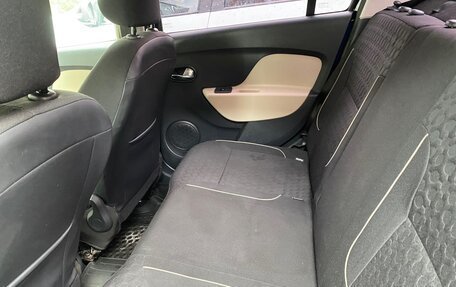 Renault Logan II, 2016 год, 500 000 рублей, 13 фотография