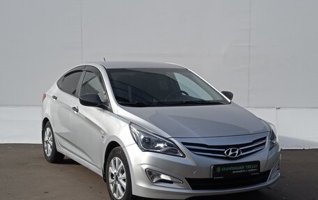 Hyundai Solaris II рестайлинг, 2015 год, 935 000 рублей, 3 фотография