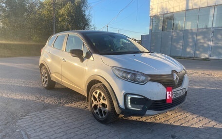 Renault Kaptur I рестайлинг, 2017 год, 1 199 000 рублей, 4 фотография