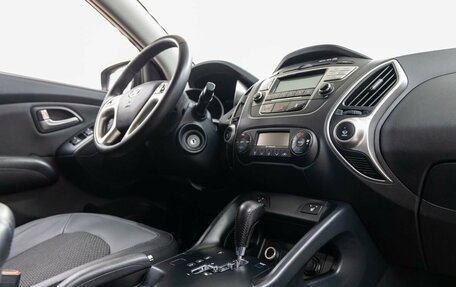 Hyundai ix35 I рестайлинг, 2010 год, 1 268 000 рублей, 14 фотография
