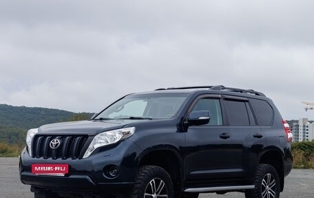 Toyota Land Cruiser Prado 150 рестайлинг 2, 2017 год, 3 300 000 рублей, 3 фотография