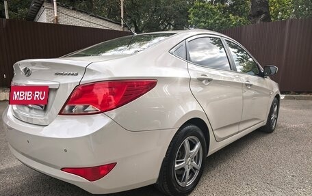 Hyundai Solaris II рестайлинг, 2015 год, 1 100 000 рублей, 6 фотография