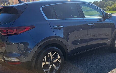 KIA Sportage IV рестайлинг, 2020 год, 2 079 000 рублей, 4 фотография