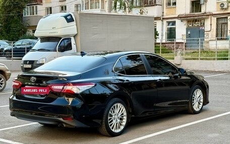 Toyota Camry, 2019 год, 2 590 000 рублей, 4 фотография