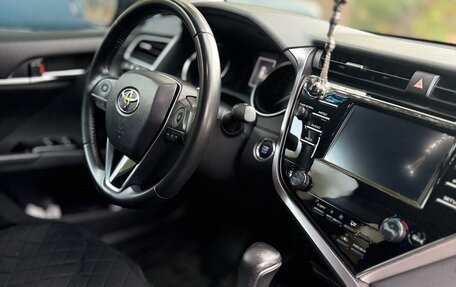 Toyota Camry, 2019 год, 2 590 000 рублей, 19 фотография