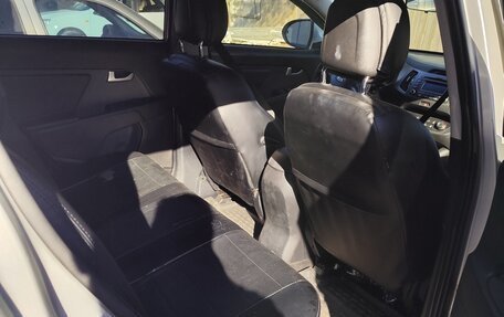 KIA Sportage III, 2011 год, 890 000 рублей, 8 фотография