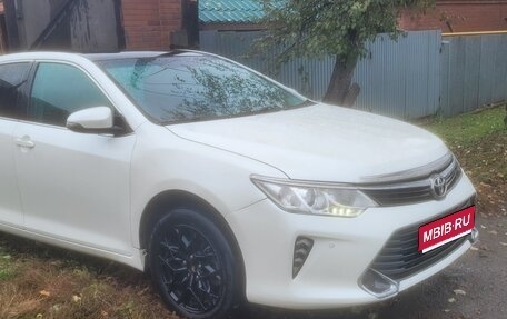 Toyota Camry, 2015 год, 1 850 000 рублей, 1 фотография