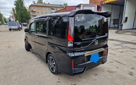 Honda Stepwgn IV, 2016 год, 2 150 000 рублей, 2 фотография