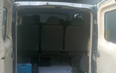 Renault Trafic, 2006 год, 1 200 000 рублей, 13 фотография